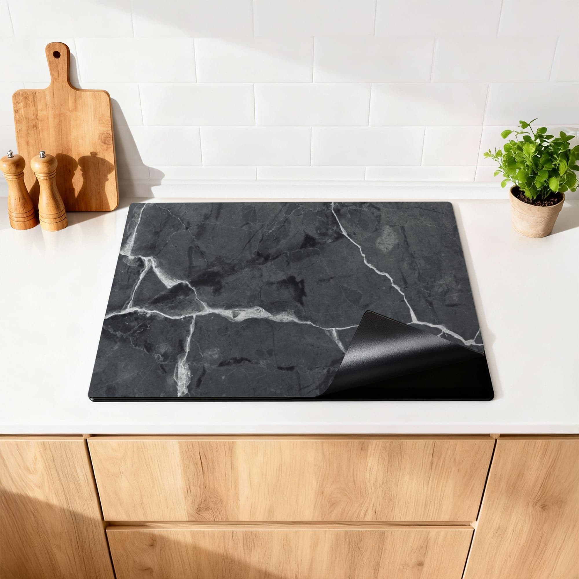 Black Marble Inductiebeschermer, productfoto 1